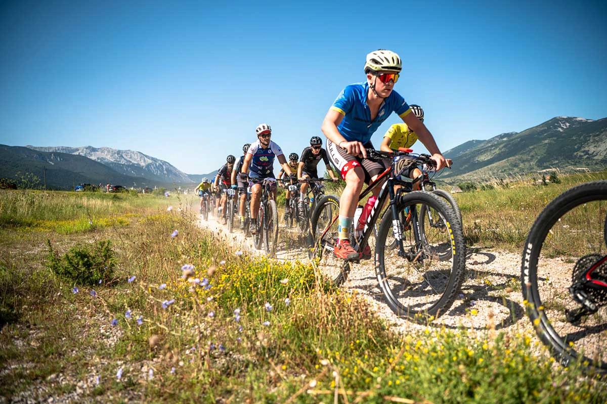 Oakley i HerzegovinaBike: Promocija biciklizma kao sporta i održivog turizma u Bosni i Hercegovini